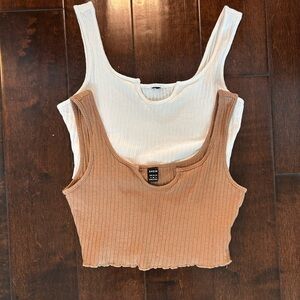 Set of 2. White and Brown ribbed crop tank